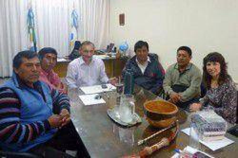 El Complejo Biling�e Intercultural de Pampa del Indio se prepara para su primer aniversario