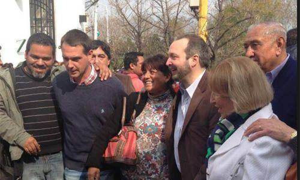 Sabbatella camin� por el centro de Pilar y dispar� contra Z�ccaro