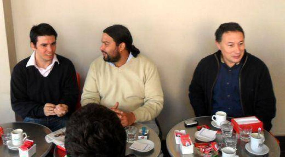 Jorge Ceballos: �La gente va hacia una oposici�n segura y seguro es el Frente Progresista�