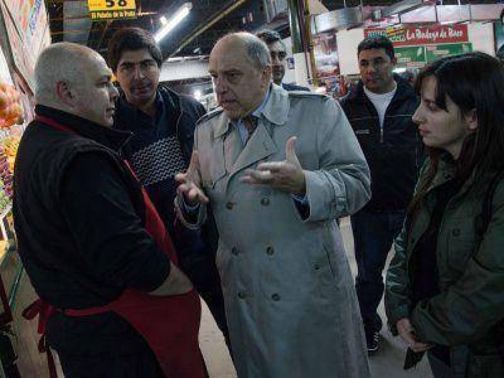 FERRO PAS� CON SU CAMPA�A POR EL MERCADO COMUNITARIO CENTRAL