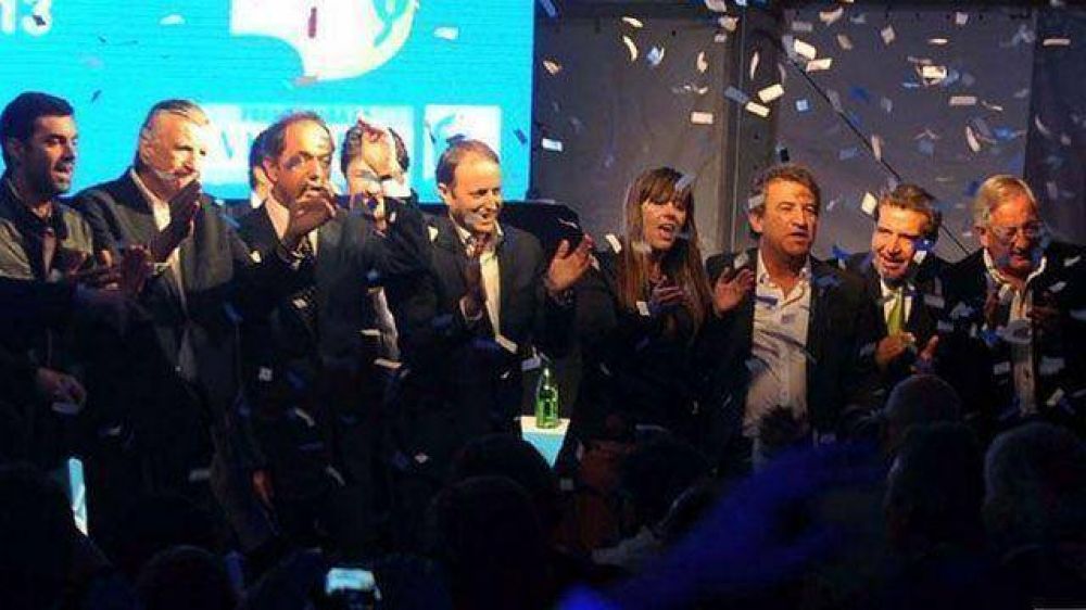 Con Urribarri y Scioli la cumbre K llam� a no perder �la hegemon�a electoral�	 