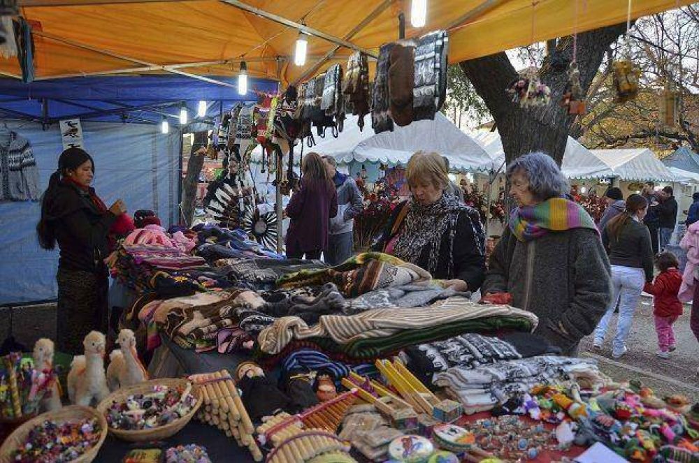 Lan�s: agenda cultural de agosto