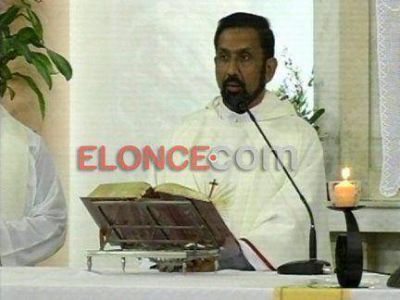 El padre Ignacio recibi� la donaci�n de un importante terreno en Paran�