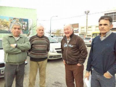 Mercado: �Hay compa�eros que no tienen d�nde caerse muertos y est�n en contra de esto�