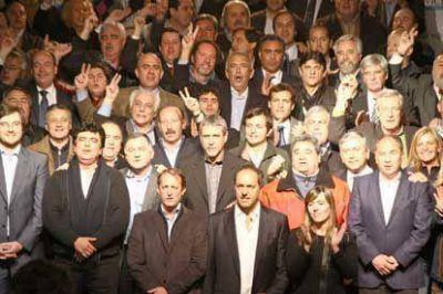 El intendente Ferraresi respald� la lista de candidatos a diputados nacionales del Frente para la Victoria