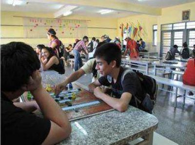 Ezpeleta sigue jugando con el Proyecto Jugar y Jugar