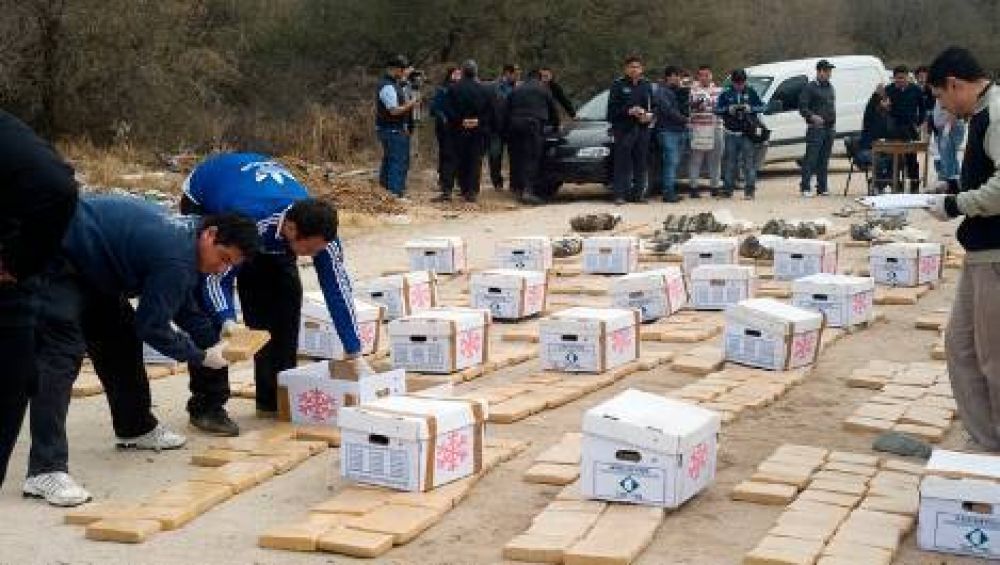 Sorpresivo hallazgo de casi una tonelada de marihuana