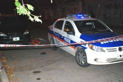 Asesinaron de once pu�aladas a un gendarme en Lima
