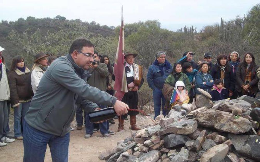 Homenaje a la “Pachamama” en el Pueblo Perdido de La Quebrada