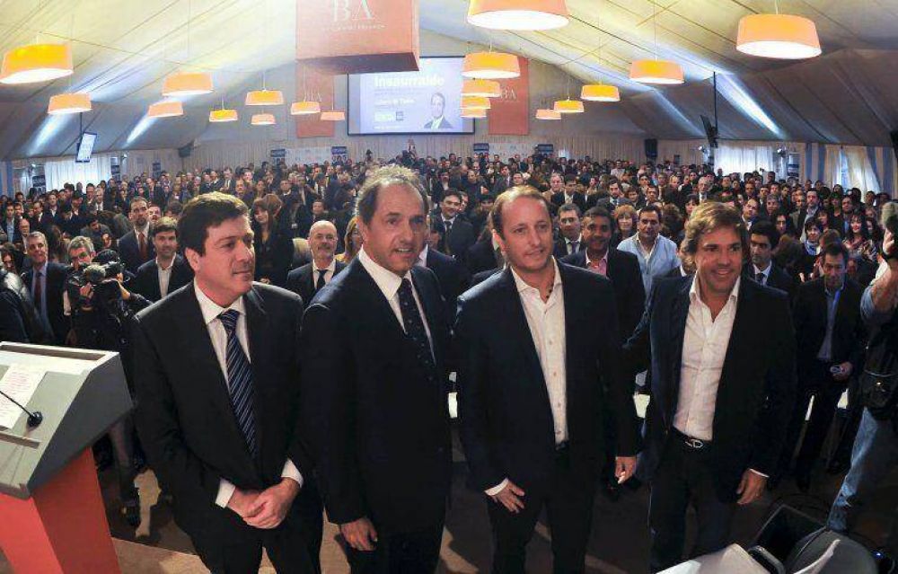 Scioli encabez� un encuentro de gesti�n y pol�tica en la Casa de Gobierno