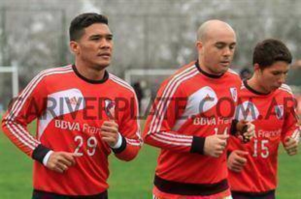 Teo se entren� por primera vez en River, aunque ni �l ni Fabbro jugar�n el domingo