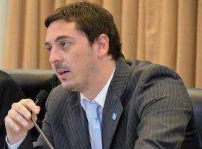 Alfons�n ya tiene una avenida en Neuqu�n