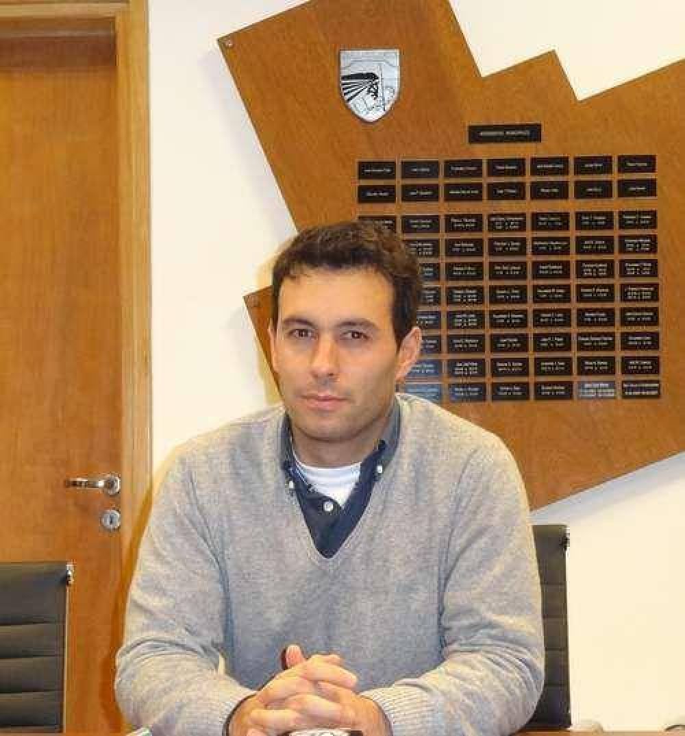 Se anunci� un Programa de Becas Municipales