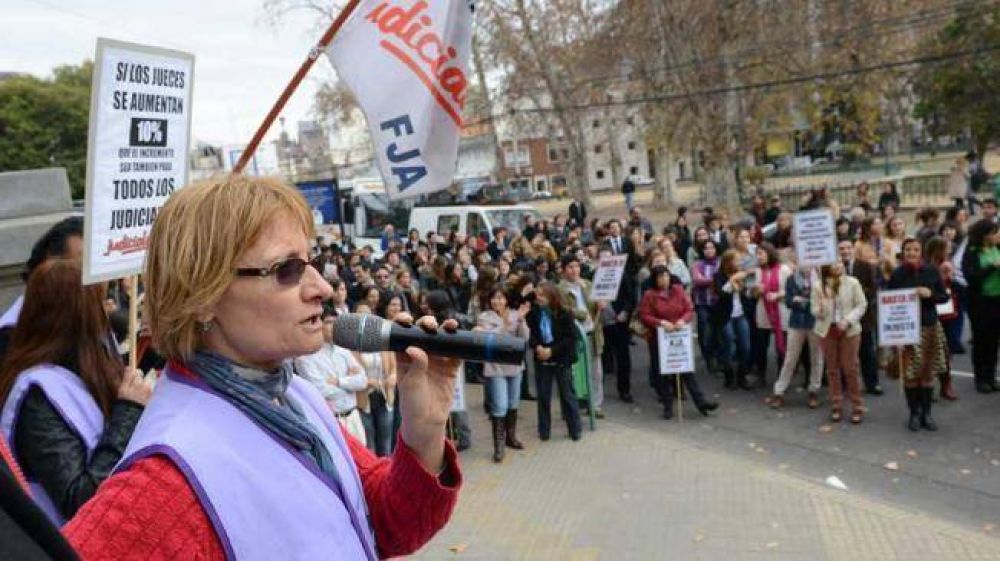 Judiciales lanzaron un paro provincial para el jueves 22