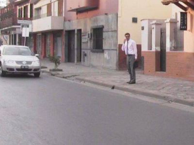 Urtubey y Mena Saravia sorprendidos in fraganti