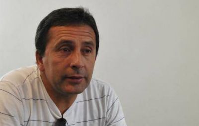 Luis Uyua: Rosales est� loco