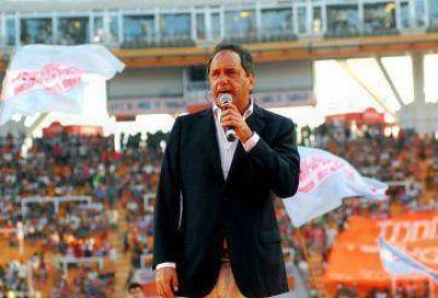 Los K del pa�s quieren "primavera Scioli"