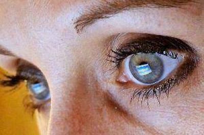 "Estoy viendo en internet c�mo degollarte", amenaz� ex pareja a joven bande�o