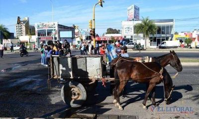 Tensi�n por piquete vecinal en reclamo de viviendas