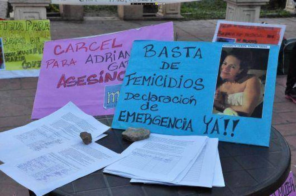 Sientan precedente e incorporan el femicidio a la causa Ver�n