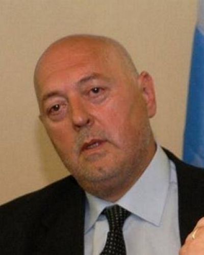 El director del Penna habr�a denunciado �aprietes� de empleados