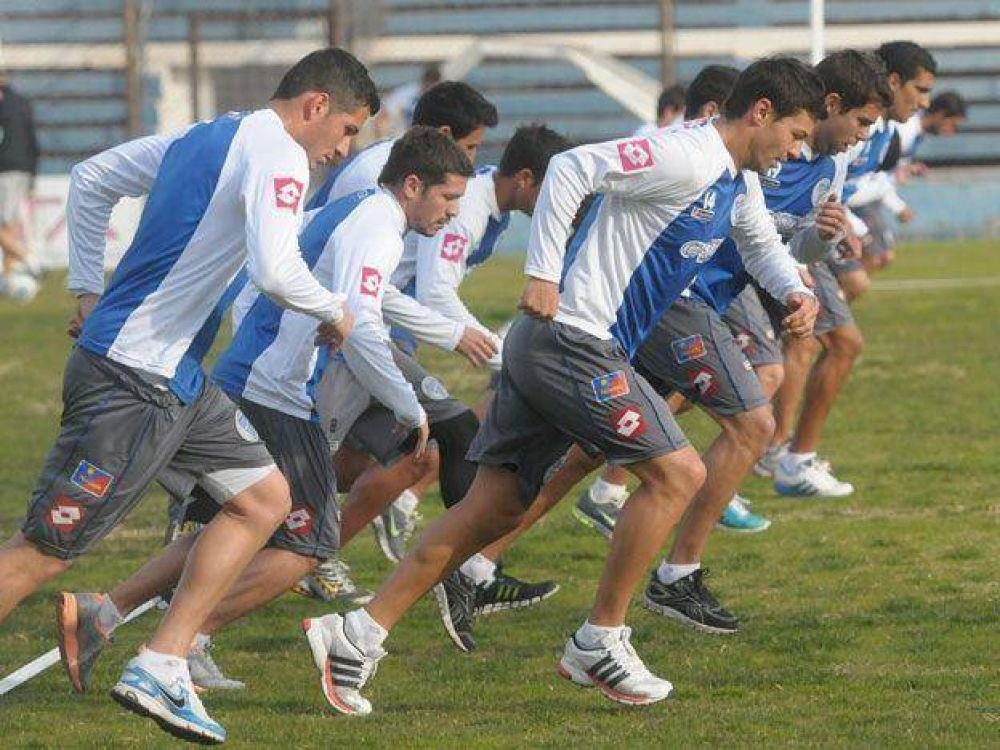 Sueo en marcha: Godoy Cruz debuta esta tarde con Argentinos en el torneo Inicial