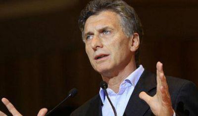 "Un servidor p�blico tiene que darle paso a otro"