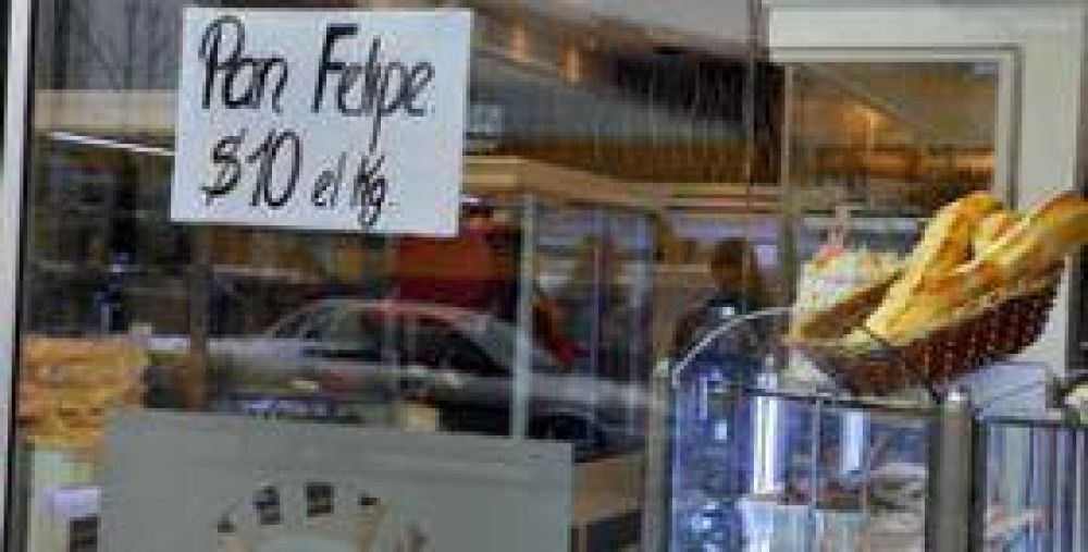 Desde hoy venden el kilo de pan a $10 en 12 panader�as