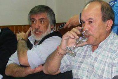 Osorio y C�rdoba dialogaron con los vecinos de Caleta por el agua