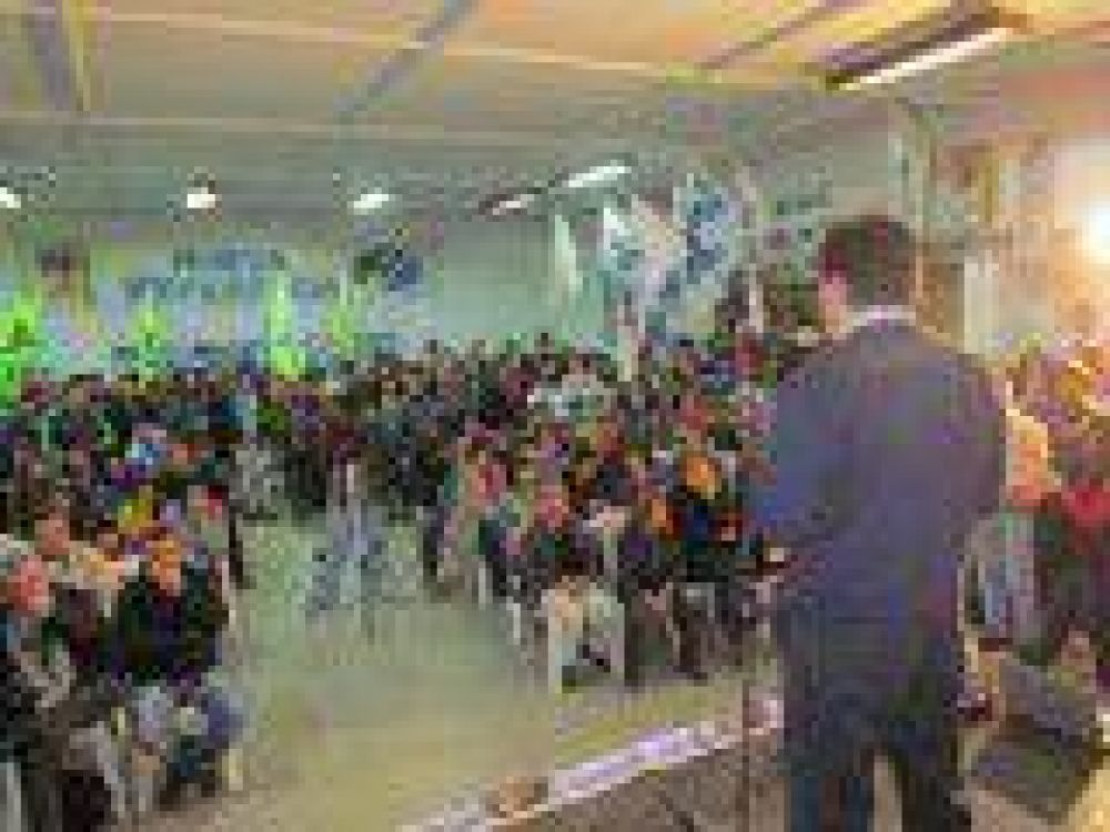 G�mez Bull en San Juli�n: �Los cambios y las transformaciones vienen siempre de la mano de N�stor y Cristina�