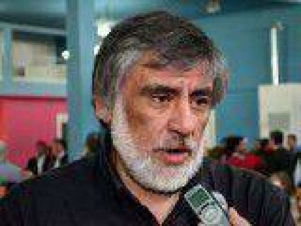 C�rdoba: �Entre los tres candidatos del peraltismo no llegan al 10 %�
