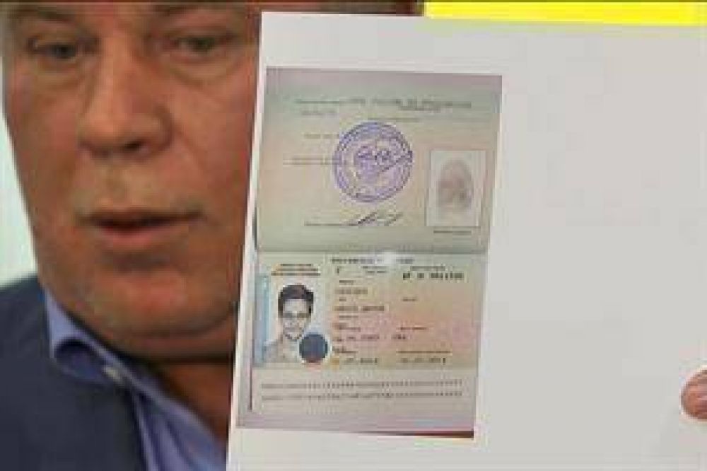 Rusia desaf�a a EE.UU. y le da asilo por un a�o al topo de la CIA