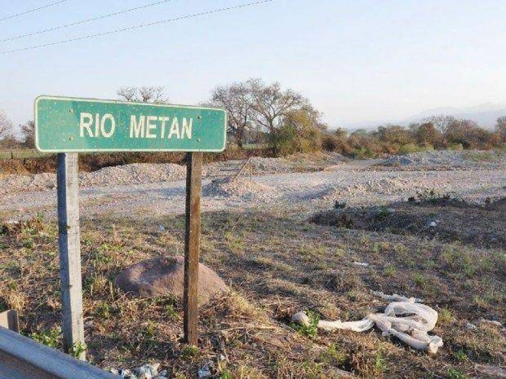 Productores le piden agua al gobernador
