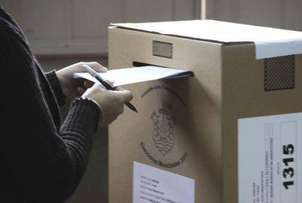 Carlos Paz votar� en octubre al primer Defensor del Pueblo