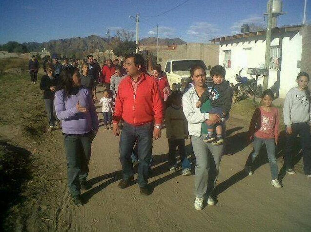 El Frente para la Victoria contin�a su campa�a en la ciudad