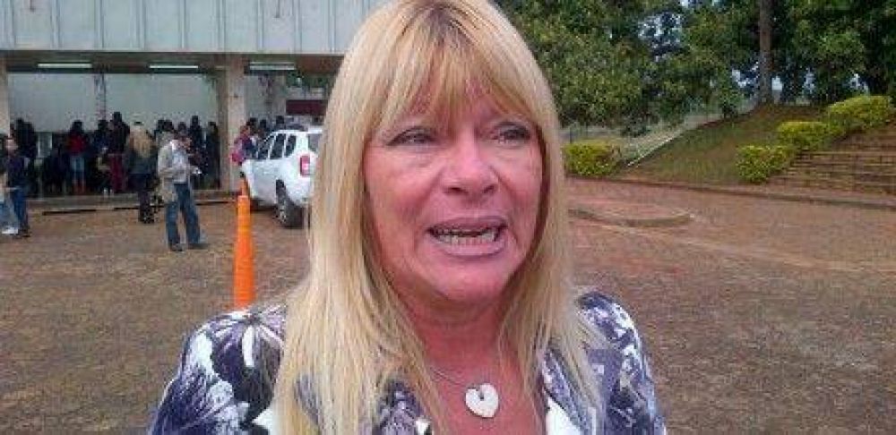 Leverberg defendi� los premios para gremialistas �amigos� del gobierno