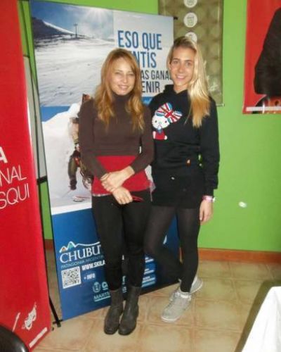 Paula Avila y Carolina Pampillo le pondr�n belleza y m�sica al Rugby X-Treme