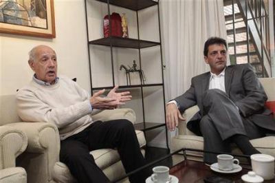 Lavagna anunci� su respaldo a Massa: "El voto �til est� con �l"