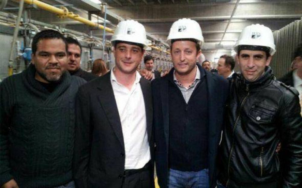 Scioli e Insaurralde recorrieron una f�brica del Parque Industrial con kirchneristas y zuccaristas