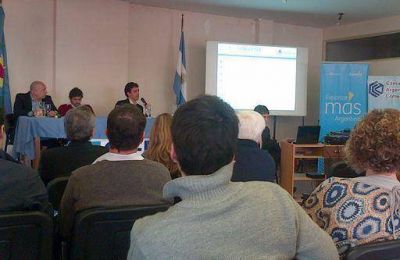 �Juani� Ustarroz organiz� un encuentro para fomentar la exportaci�n de productos locales