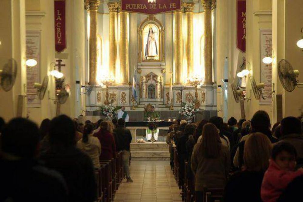 El �ltimo adi�s a Renzo: tras un velorio �ntimo, familiares realizan el entierro en Corrientes