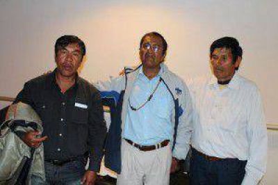 Caciques pilaga sit�an al gobernador Insfr�n como �el gran transformador de las pueblos ind�genas�