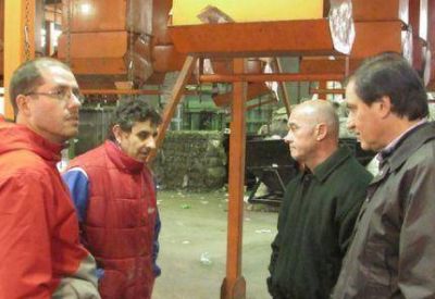 Albertito Rodr�guez y Tato Serebrisnky visitaron la Cooperativa CURA 