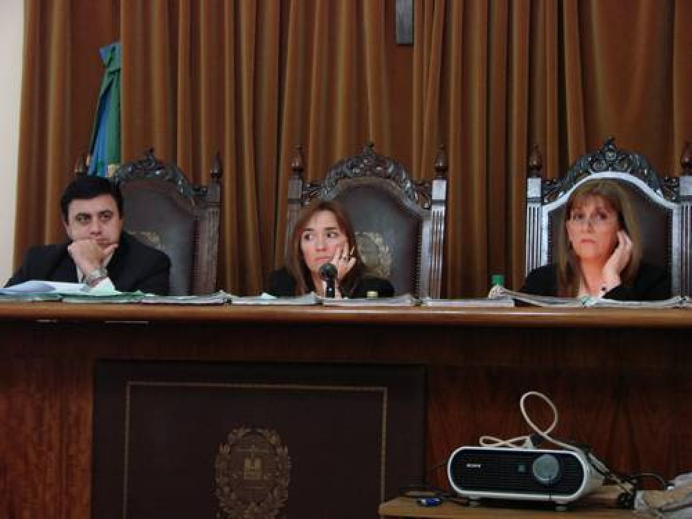 Condenan a 10 a�os de prisi�n a dos hermanos acusados por crimen de un joven