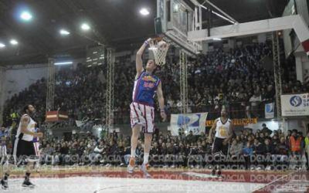Junin: Los Harlem Globetrotters visitaron la ciudad