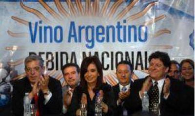  Promulgaron la ley del vino como bebida nacional
