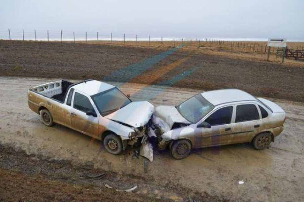 Choque frontal en estancia Mar�a Behety dej� dos heridos Destacado