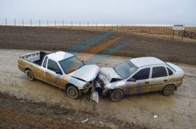 Choque frontal en estancia Mar�a Behety dej� dos heridos Destacado