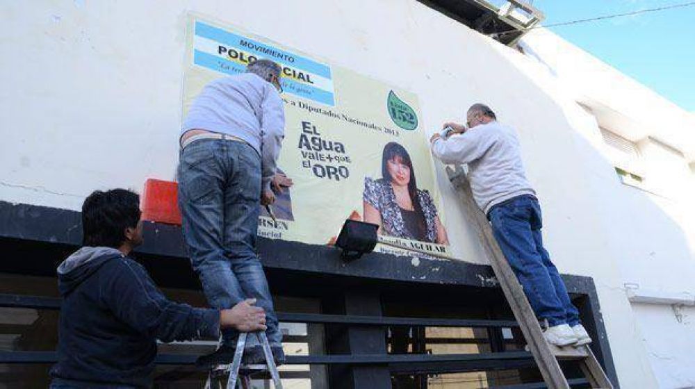 El Polo Social inaugura un local de campa�a en Comodoro