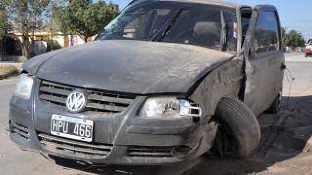 Un hombre muri� luego del impacto entre moto y camioneta